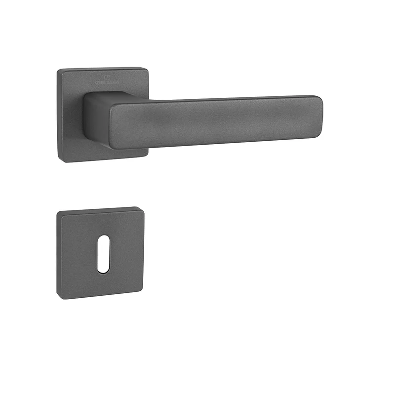 CE - FLAT - HR